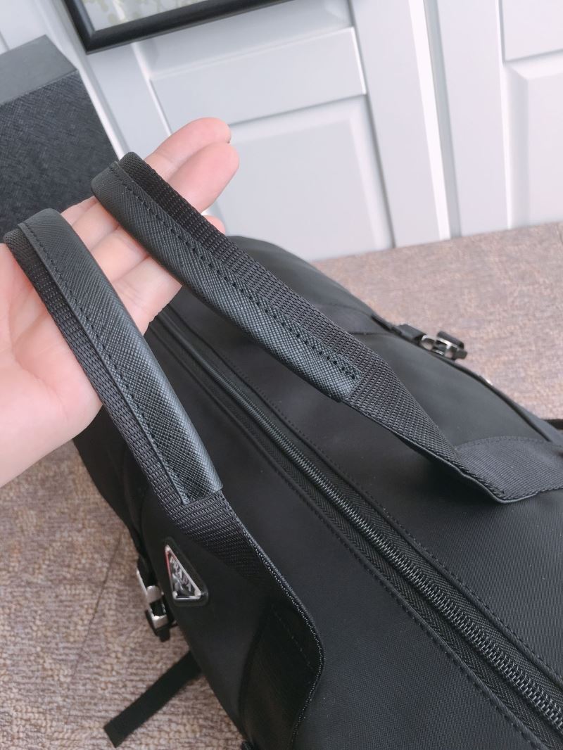 Pra*a travel bags